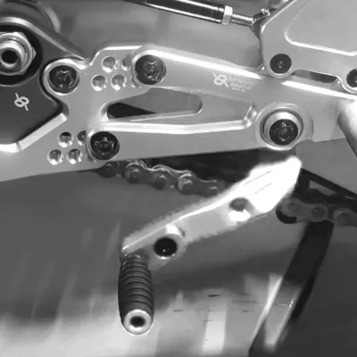Cauciuc varf pedala schimbator cu surub Yamaha Honda Kawasaki Suzuki Ducati KTM Buell Aprilia A886